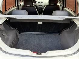 VOLKSWAGEN - FOX - 2014/2015 - Branca - R$ 48.900,00