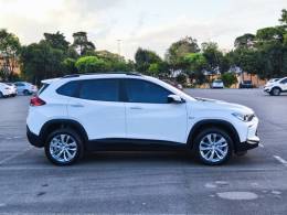 CHEVROLET - TRACKER - 2022/2022 - Branca - R$ 107.900,00