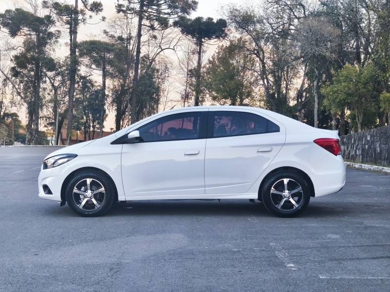 CHEVROLET - PRISMA - 2017/2017 - Branca - R$ 57.900,00