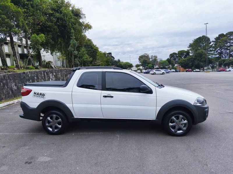 FIAT - STRADA - 2016/2016 - Branca - R$ 64.900,00