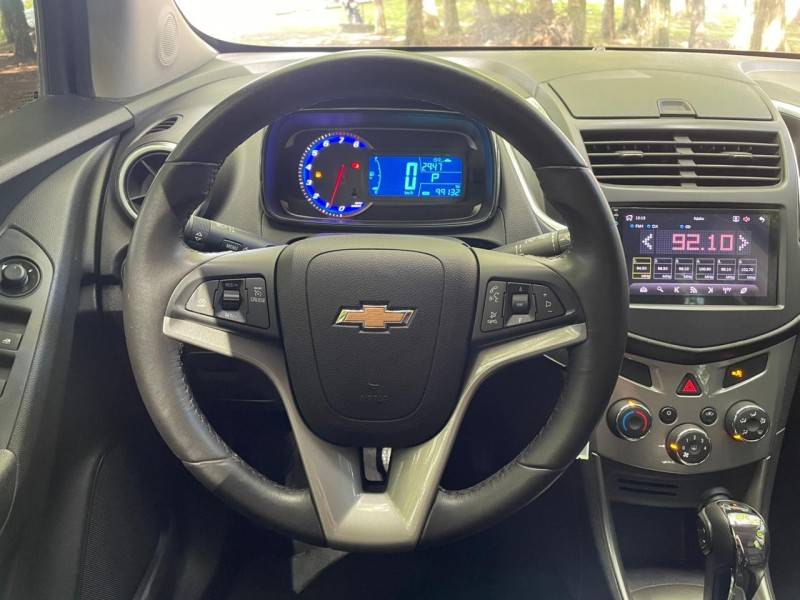 CHEVROLET - TRACKER - 2014/2014 - Branca - R$ 65.900,00