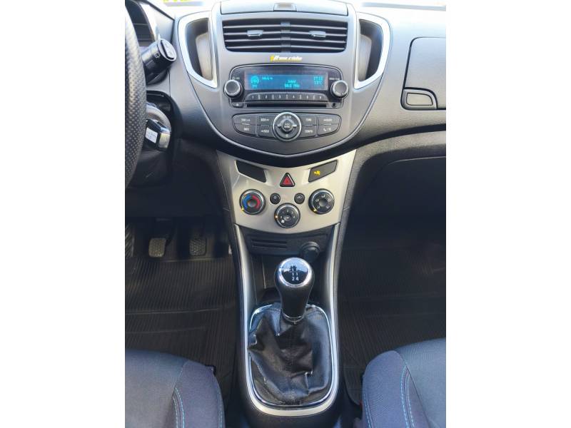 CHEVROLET - TRACKER - 2014/2014 - Branca - R$ 63.900,00