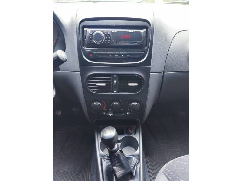FIAT - STRADA - 2016/2016 - Branca - R$ 64.900,00