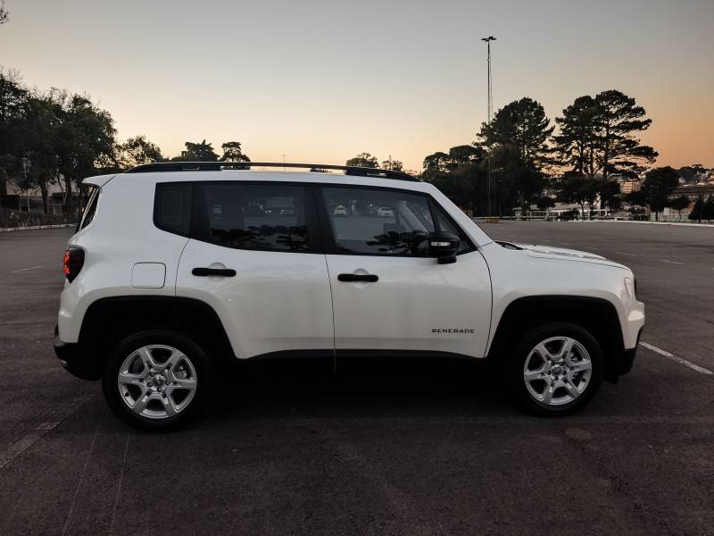 JEEP - RENEGADE - 2023/2023 - Branca - R$ 103.900,00