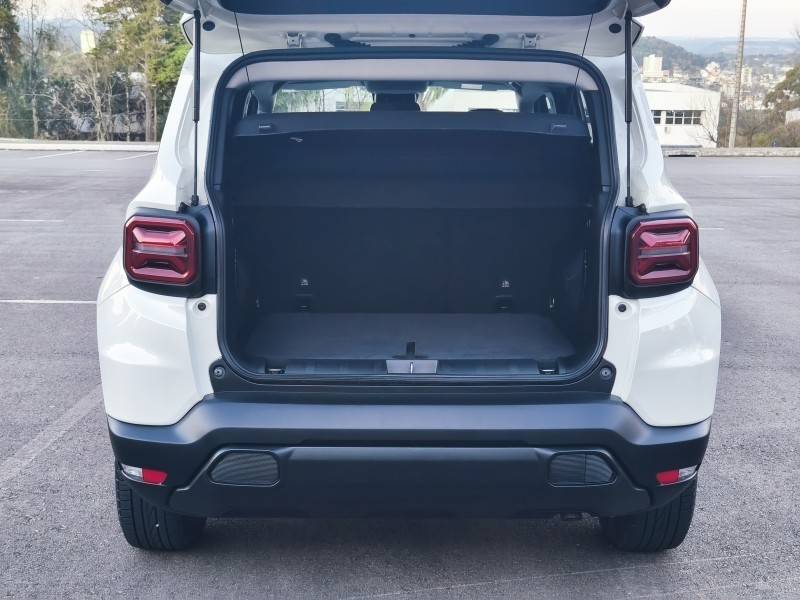 JEEP - RENEGADE - 2023/2023 - Branca - R$ 103.900,00