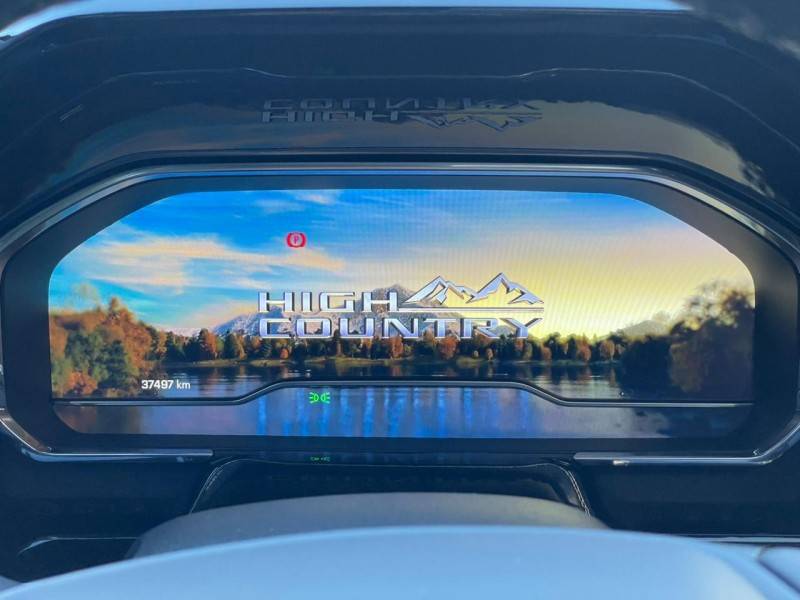 CHEVROLET - SILVERADO - 2024/2024 - Branca - R$ 425.900,00