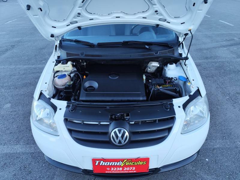VOLKSWAGEN - FOX - 2009/2009 - Branca - R$ 29.900,00
