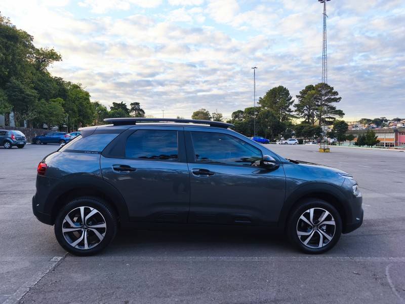 CITROËN - C4 CACTUS - 2021/2021 - Cinza - R$ 78.900,00