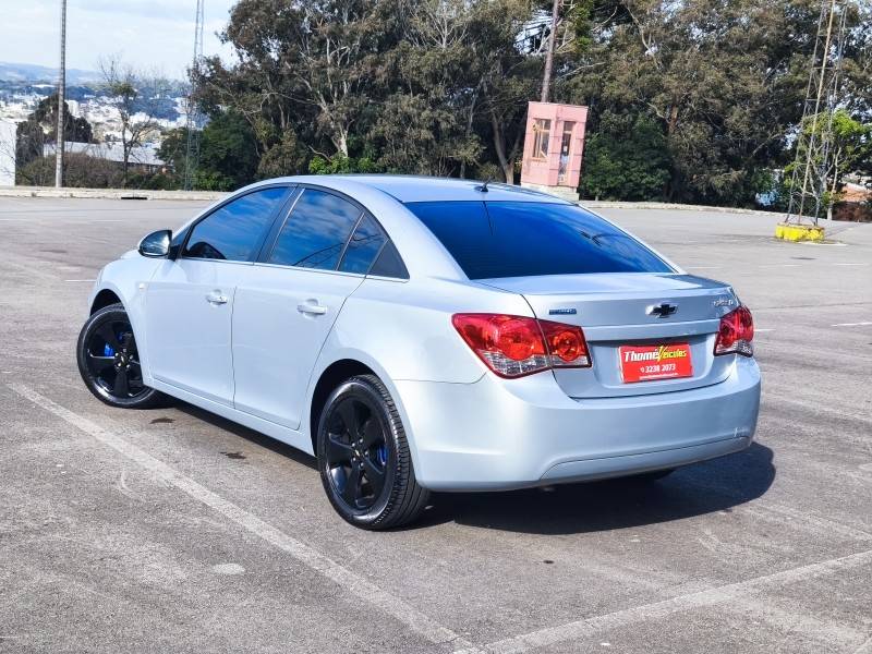 CHEVROLET - CRUZE - 2012/2012 - Prata - R$ 55.900,00