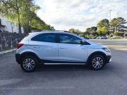 CHEVROLET - ONIX - 2017/2017 - Prata - R$ 64.900,00