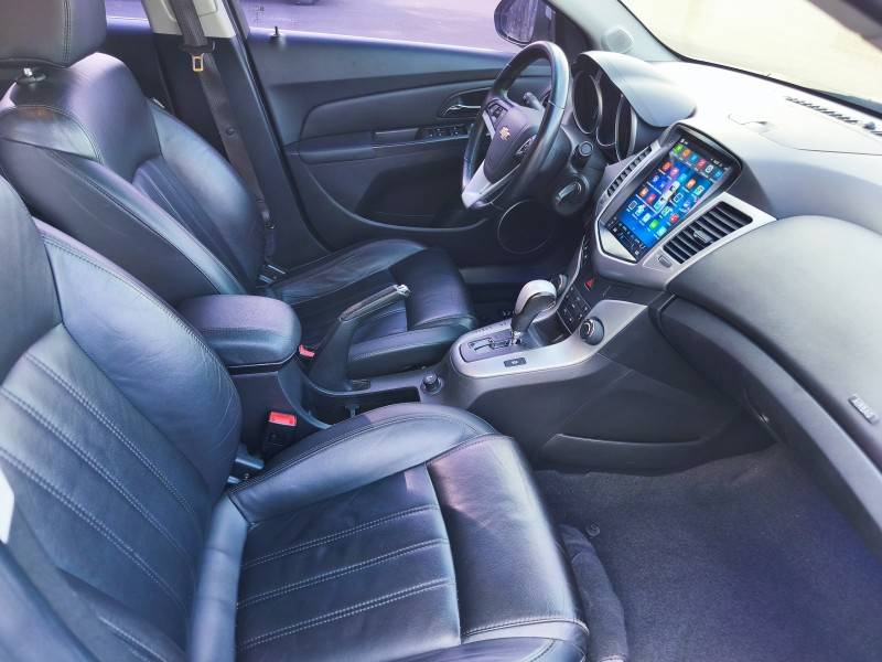 CHEVROLET - CRUZE - 2012/2012 - Prata - R$ 55.900,00