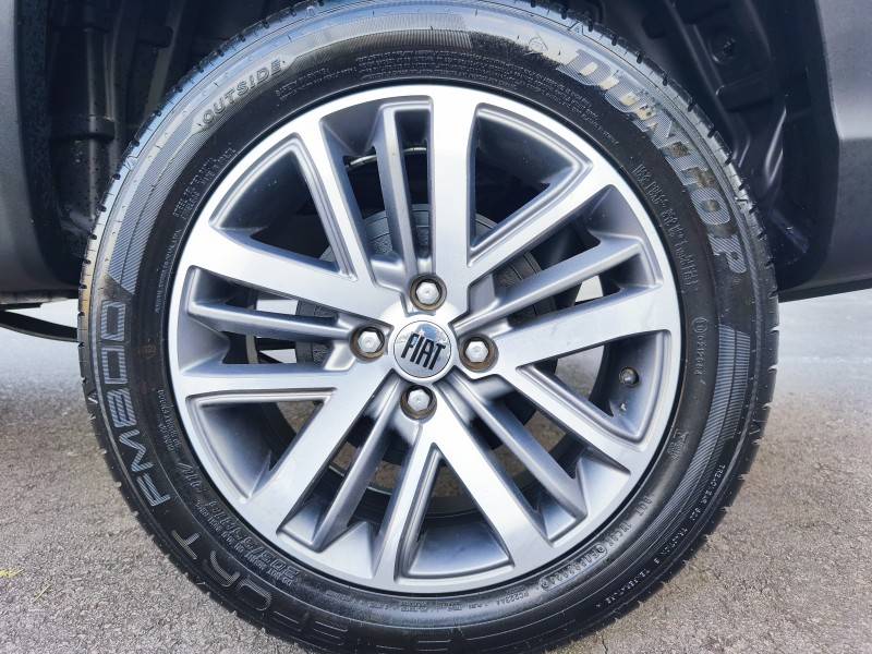 FIAT - STRADA - 2023/2023 - Cinza - R$ 109.900,00