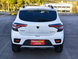 RENAULT - SANDERO - 2022/2022 - Branca - R$ 66.900,00