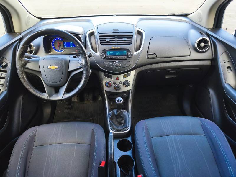 CHEVROLET - TRACKER - 2014/2014 - Branca - R$ 63.900,00