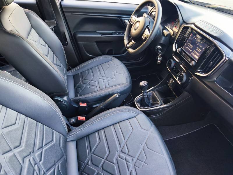 FIAT - STRADA - 2023/2023 - Cinza - R$ 111.900,00