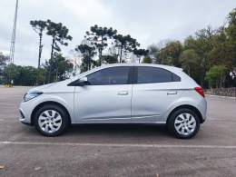 CHEVROLET - ONIX - 2015/2015 - Prata - R$ 48.900,00