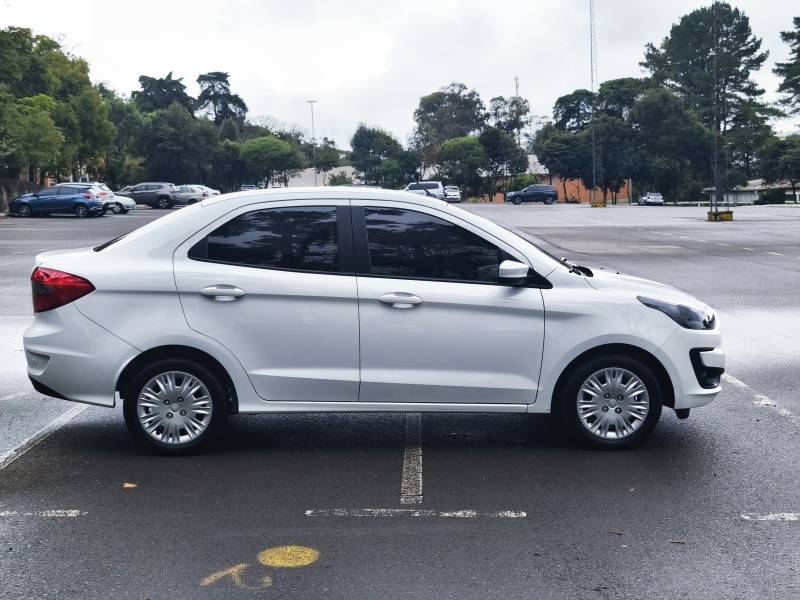 FORD - KA + - 2021/2021 - Branca - R$ 64.900,00