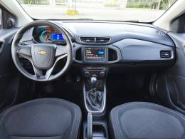 CHEVROLET - ONIX - 2014/2014 - Vermelha - R$ 51.900,00