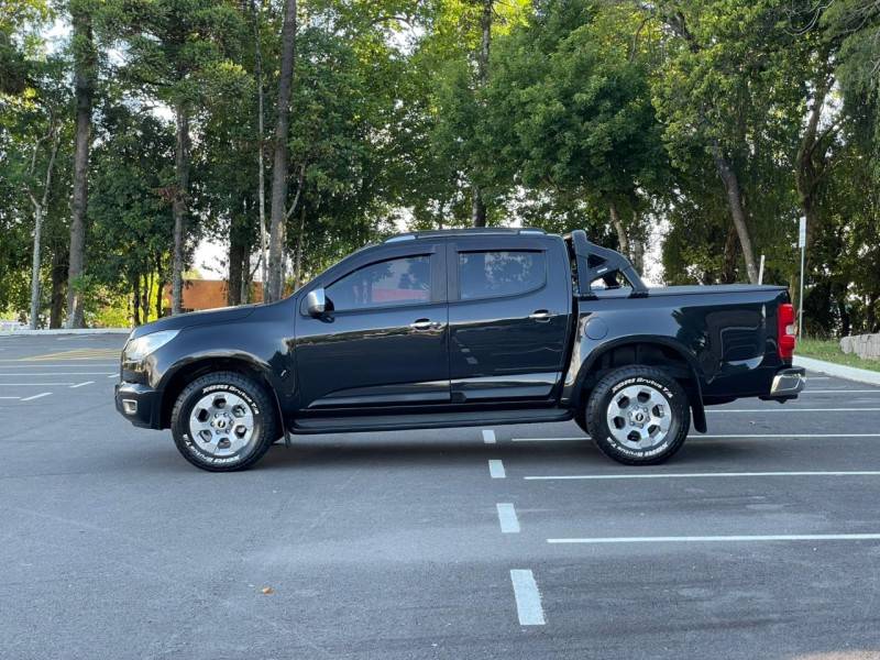 CHEVROLET - S10 - 2013/2013 - Preta - R$ 89.900,00