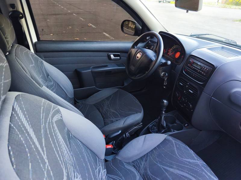 FIAT - STRADA - 2015/2015 - Branca - R$ 62.900,00