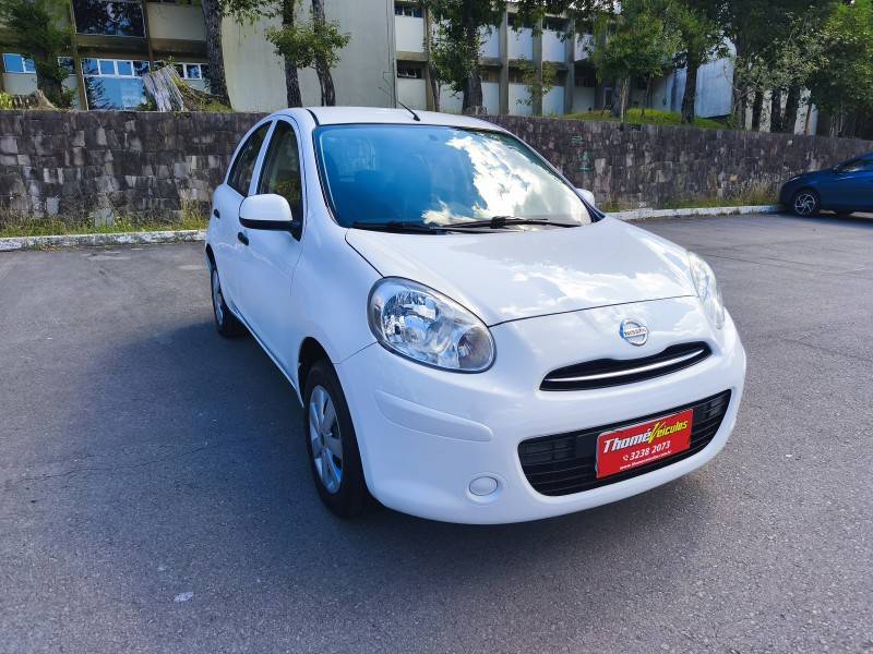 NISSAN - MARCH - 2013/2013 - Branca - R$ 38.900,00