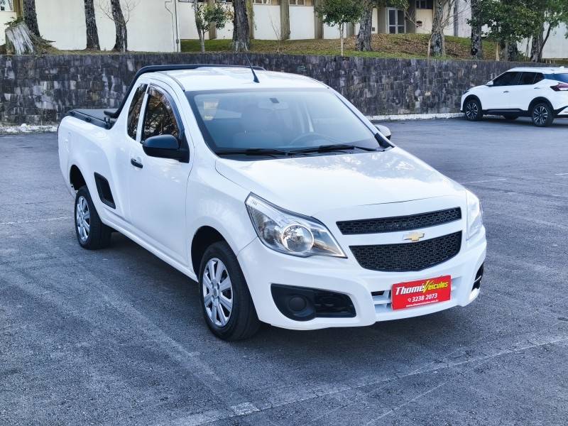 CHEVROLET - MONTANA - 2013/2008 - Branca - R$ 39.900,00