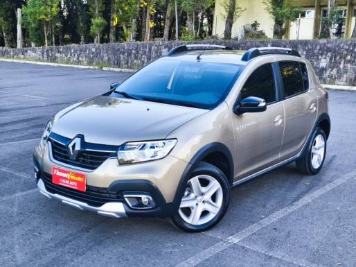 RENAULT - SANDERO - 2024/2024 - Dourada - R$ 79.900,00