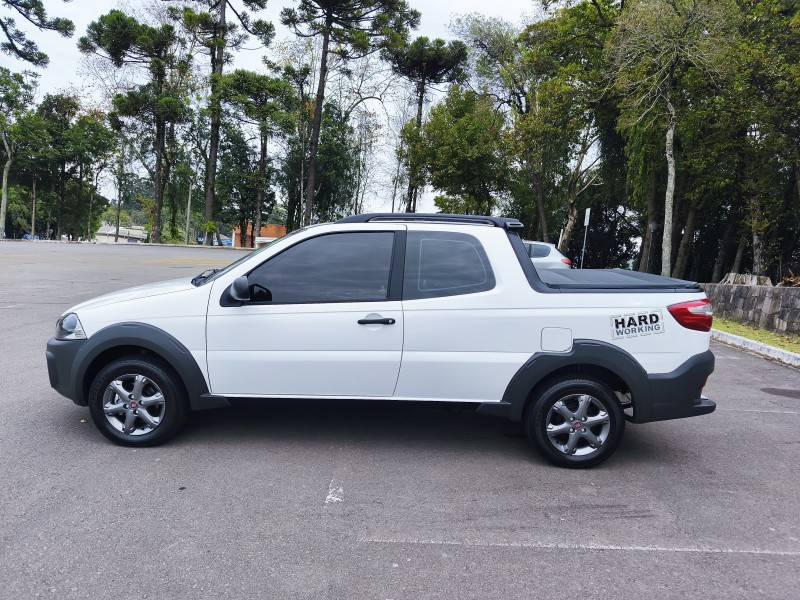 FIAT - STRADA - 2016/2016 - Branca - R$ 64.900,00