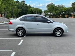 FORD - FIESTA - 2008/2009 - Prata - R$ 29.900,00