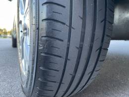CHEVROLET - ONIX - 2015/2015 - Prata - R$ 49.900,00