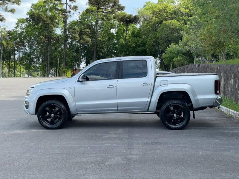 VOLKSWAGEN - AMAROK - 2019/2019 - Prata - R$ 139.900,00