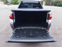 FIAT - STRADA - 2016/2016 - Branca - R$ 64.900,00