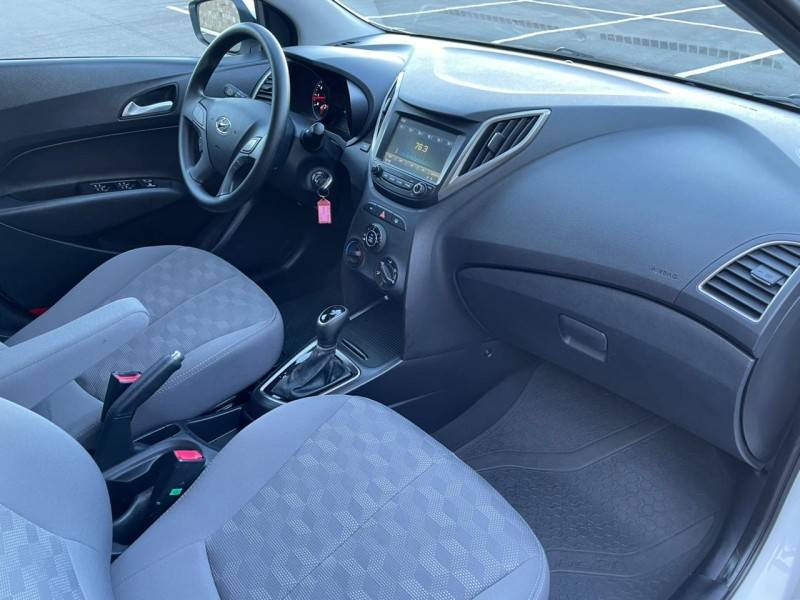 HYUNDAI - HB20S - 2019/2019 - Branca - R$ 69.900,00