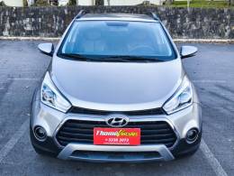 HYUNDAI - HB20X - 2017/2017 - Dourada - R$ 69.900,00