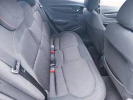 CHEVROLET - ONIX - 2015/2015 - Prata - R$ 48.900,00