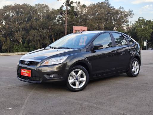 FORD - FOCUS - 2013/2013 - Cinza - R$ 41.900,00