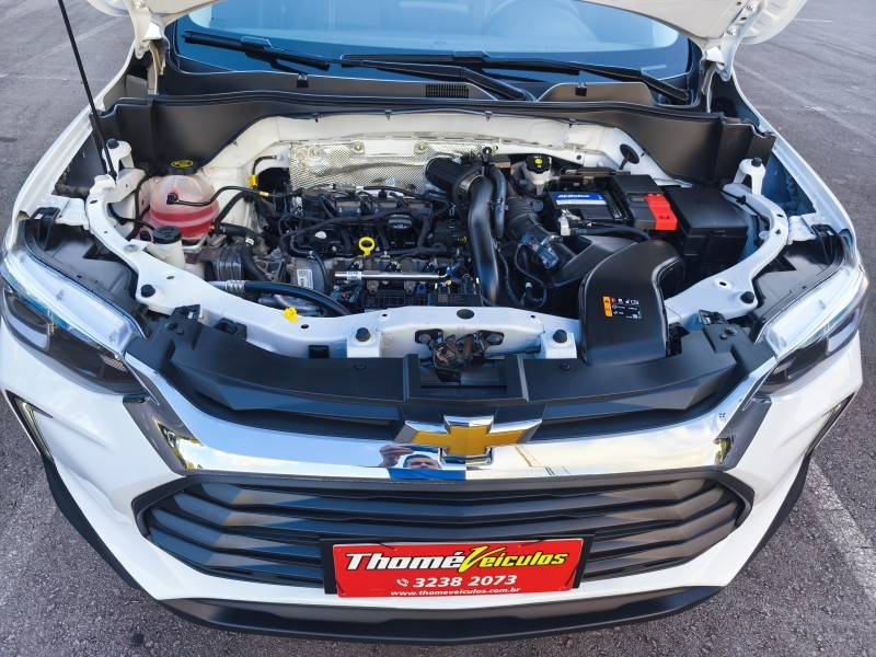 CHEVROLET - TRACKER - 2022/2022 - Branca - R$ 107.900,00