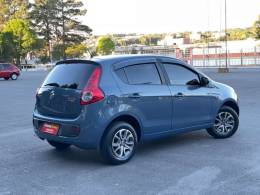 FIAT - PALIO - 2015/2015 - Cinza - R$ 38.900,00