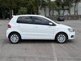 VOLKSWAGEN - FOX - 2014/2015 - Branca - R$ 48.900,00