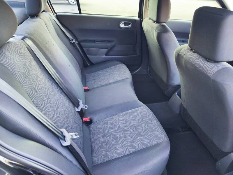 RENAULT - MÉGANE - 2010/2011 - Preta - R$ 31.900,00