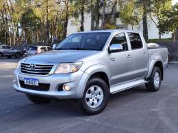 TOYOTA - HILUX - 2015/2015 - Prata - R$ 111.900,00