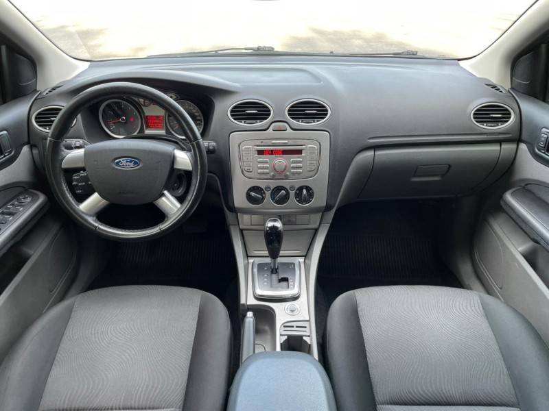 FORD - FOCUS - 2013/2013 - Cinza - R$ 42.900,00