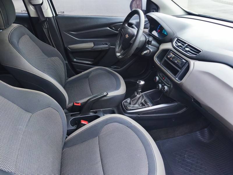 CHEVROLET - PRISMA - 2013/2013 - Bronze - R$ 43.900,00