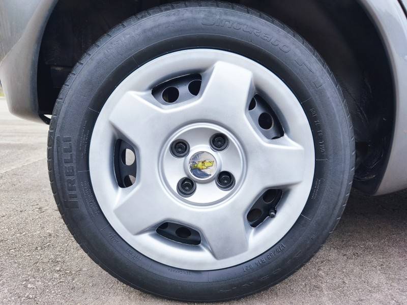 CHEVROLET - CORSA - 2012/2012 - Cinza - R$ 31.900,00