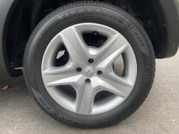 RENAULT - SANDERO - 2022/2022 - Dourada - R$ 66.900,00