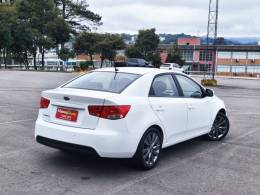 KIA MOTORS - CERATO - 2013/2013 - Branca - R$ 49.900,00