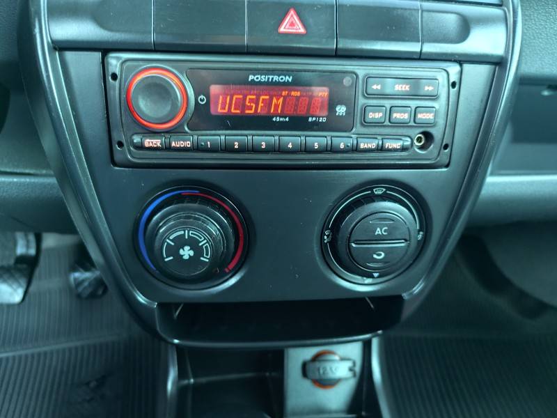 VOLKSWAGEN - FOX - 2009/2009 - Branca - R$ 29.900,00
