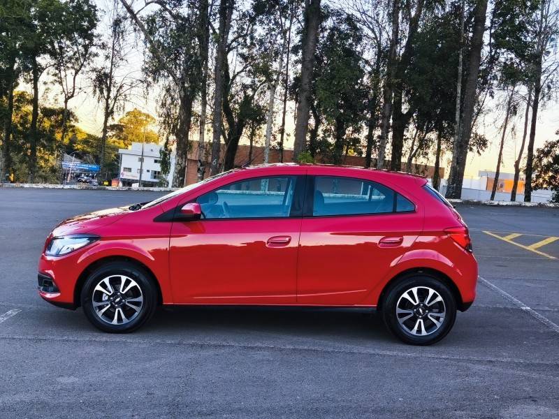 CHEVROLET - ONIX - 2014/2014 - Vermelha - R$ 51.900,00