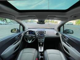 CHEVROLET - TRACKER - 2015/2015 - Preta - R$ 68.900,00