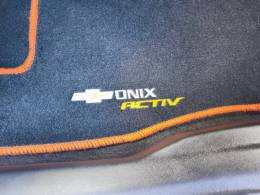 CHEVROLET - ONIX - 2017/2017 - Prata - R$ 66.900,00